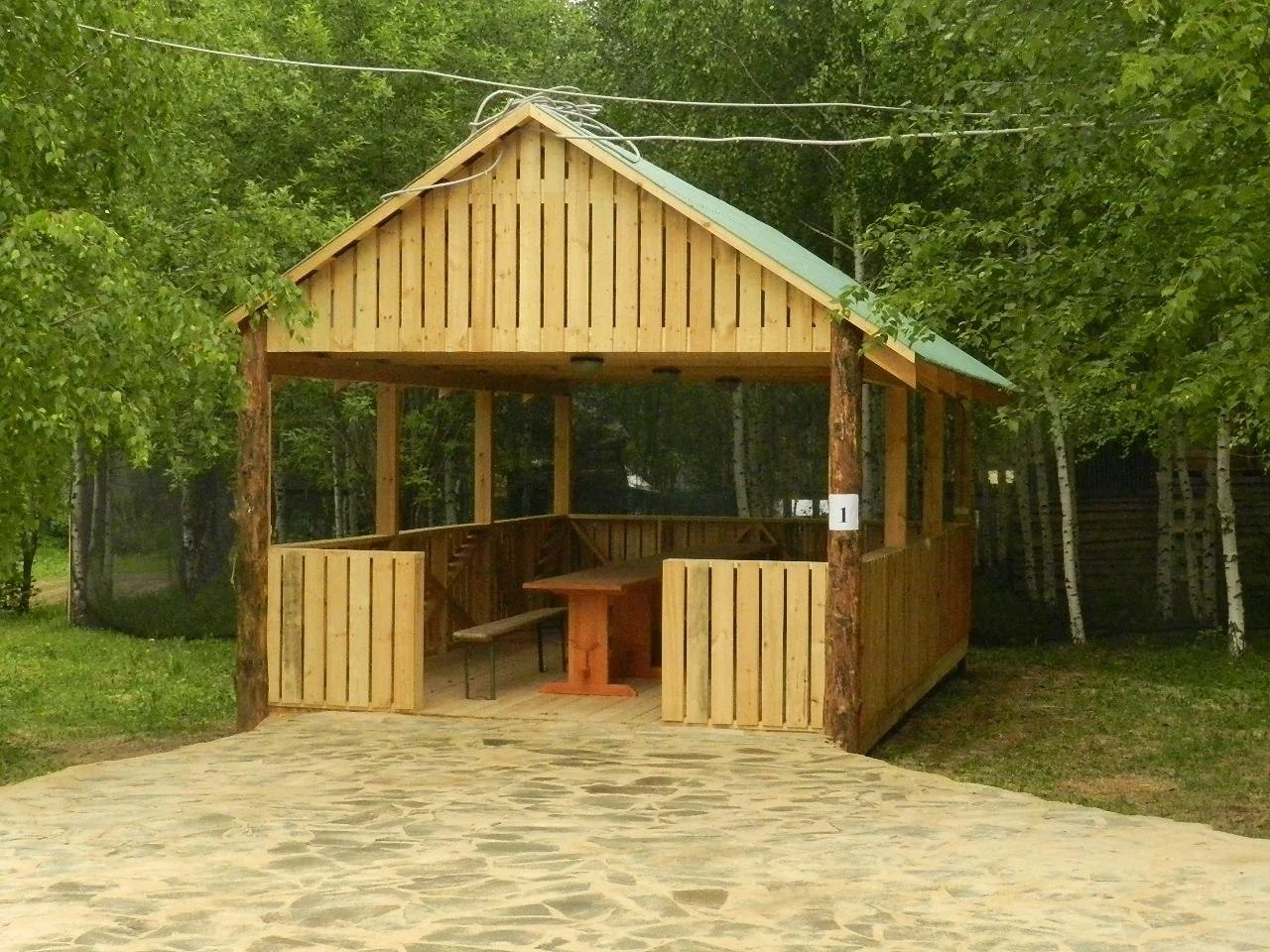 Летние беседки в аренду на территории деревни Новинки