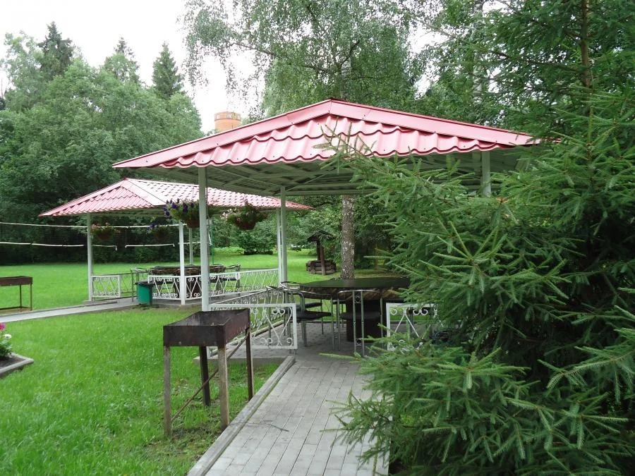 Беседки для шашлыка в оздоровительном комплексе “Десна”