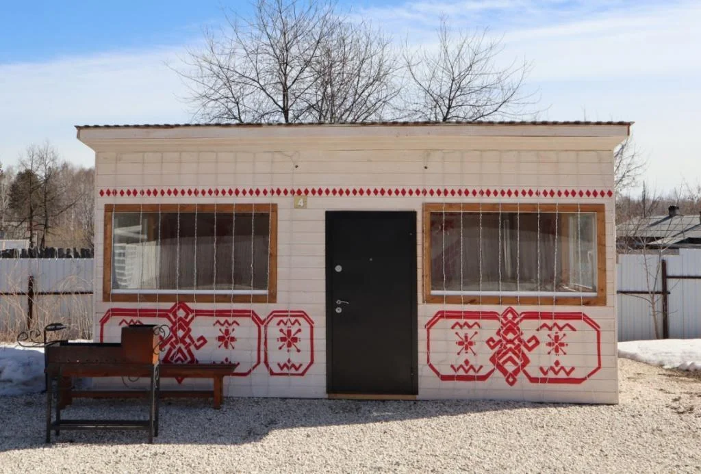 Отапливаемая Беседка в «Трех Богатырях»