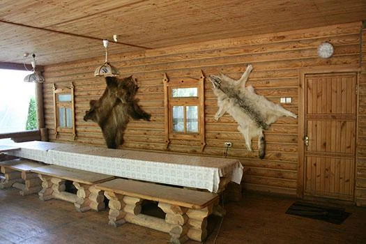 Большая беседка в центре отдыха “Место встречи”