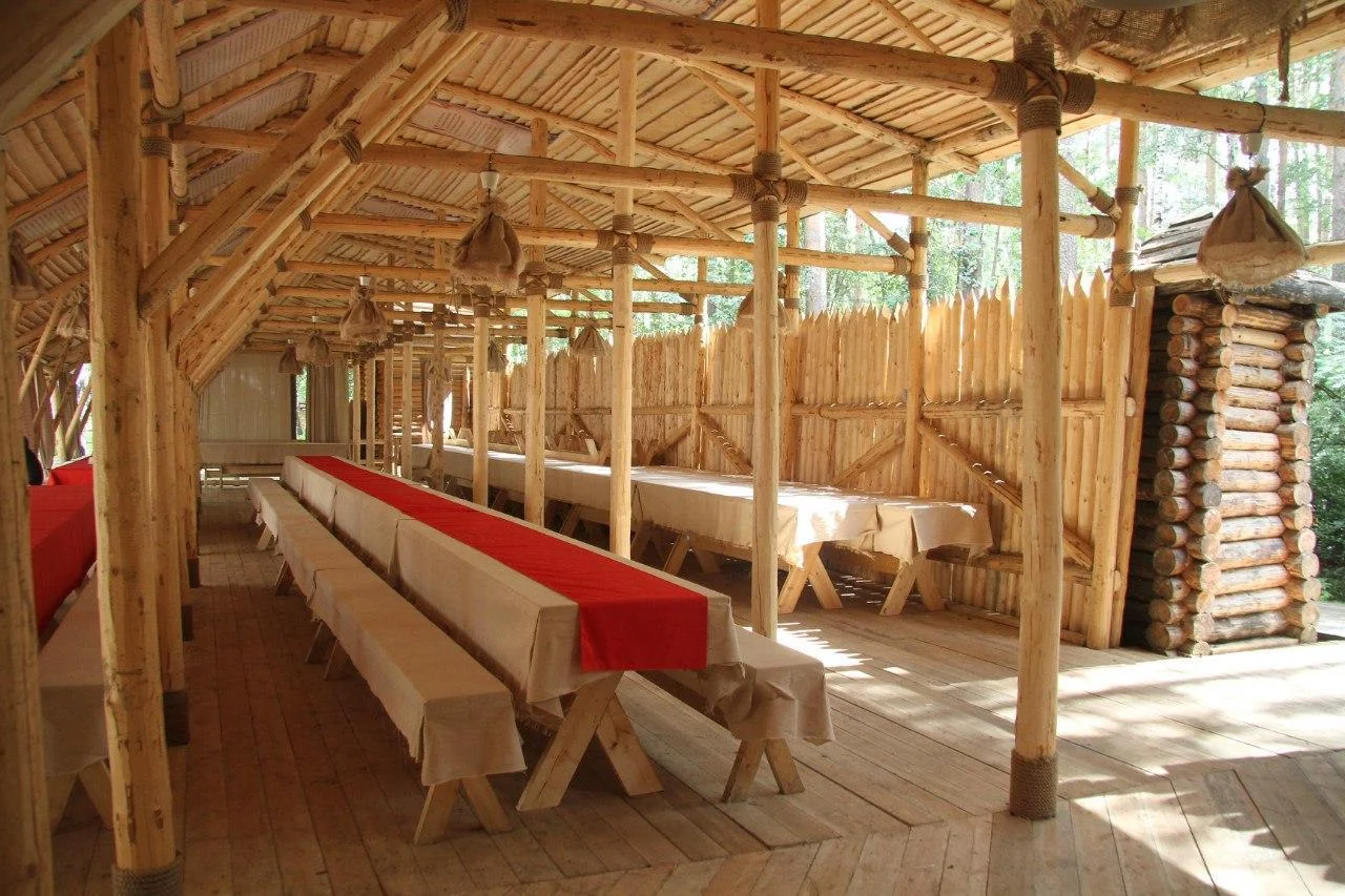 Большая веранда «Строгановский городок» для мероприятий до 300 человек на Шарташе