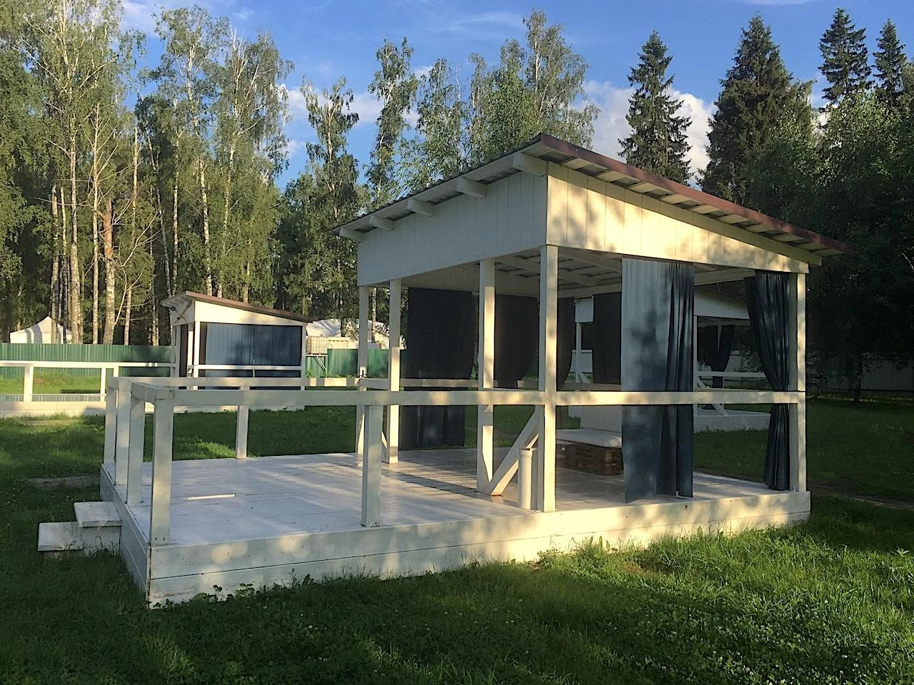 Рыбацкая беседка (малая) на Круглом Озере