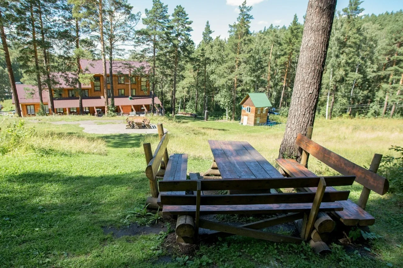 Мангальные зоны без навеса (вместимостью до 12 человек) эко-комплекс Таежный