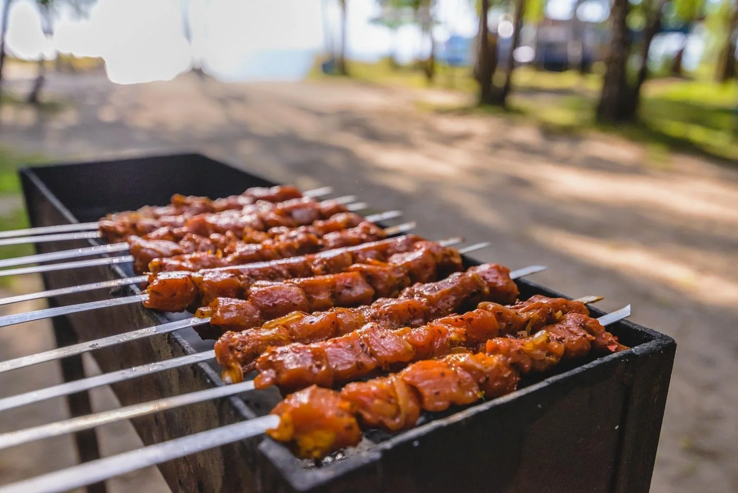 Мангальное место для пикника — Парк отдыха «На Камнях»