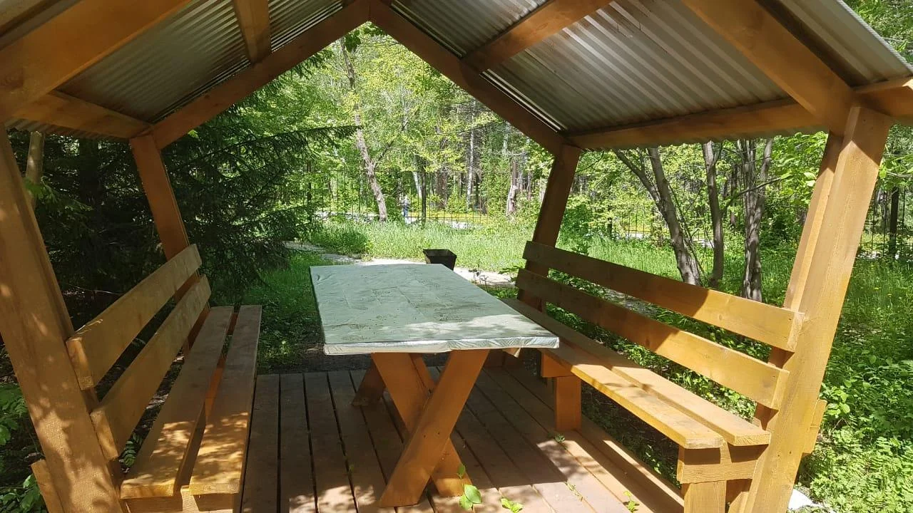 Маленькие беседки с мангалами в Парке у Моря на 8 человек