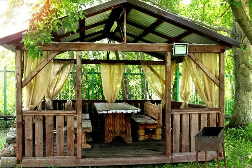 Роял Марин — беседки для отдыха на территории Яхт Клуба