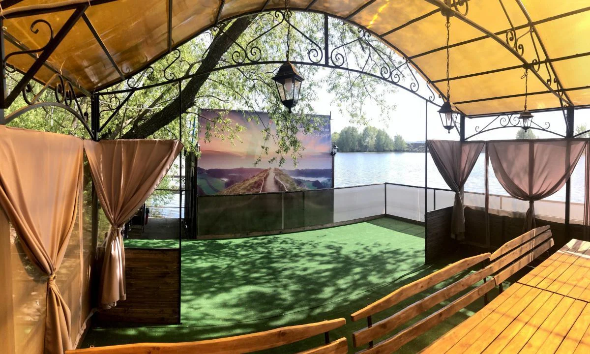 Шатер (Беседка) на воде с мангалом для пикника на 30 человек