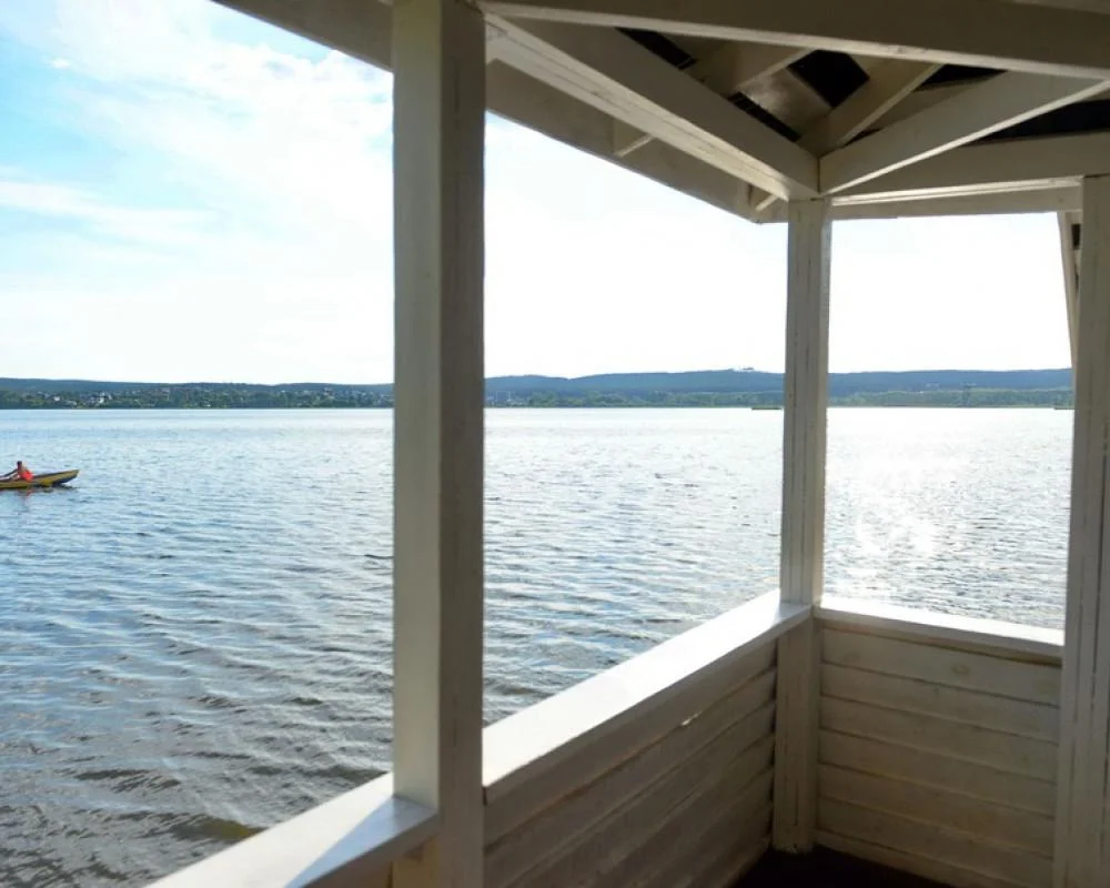 Шашлычные беседки на воде до 15 человек в районе Химмаша в Екатеринбурге