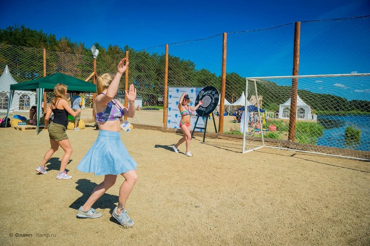 Гриль домик с приватной территорией до 15 человек с возможностью аренды бани, расположенной на этой территории