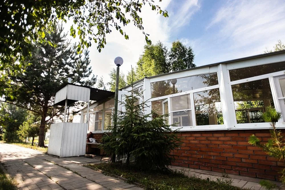 Аренда веранды и мангальной зоне на базе отдыха «Подсолнухи»