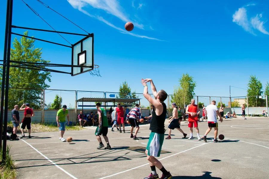 Беседка на 12 человек с мангалом в парке отдыха «Звезда»