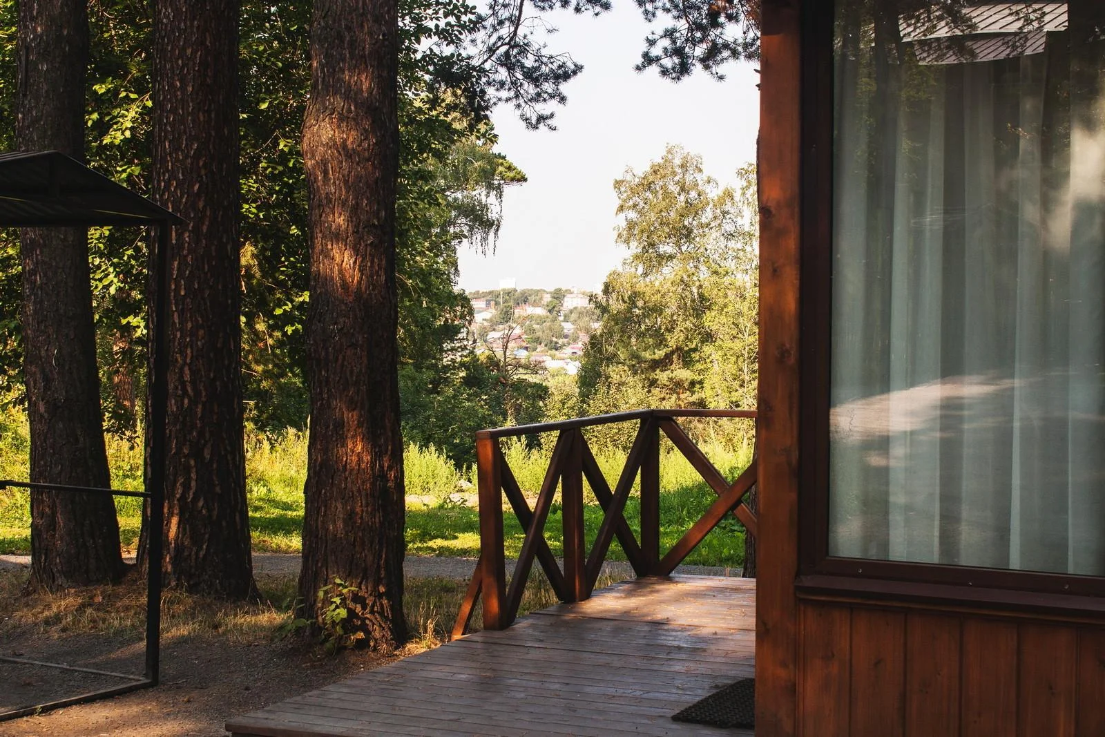 Меленькая и уютная беседка на 10 человек в Томске — Комплекс отдыха «Академия»