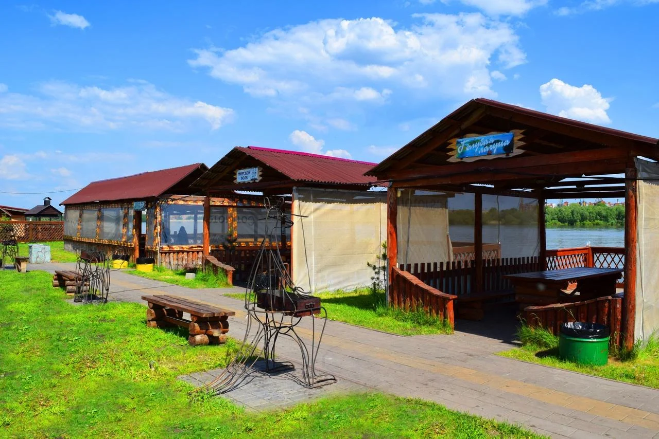 Отдых в небольших уютных беседках парка «Пиратский остров»