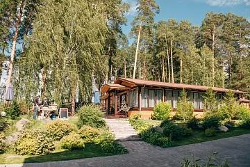 Красивый зал для корпоративов на 60 человек в Свердловской области — «Гринвальд»