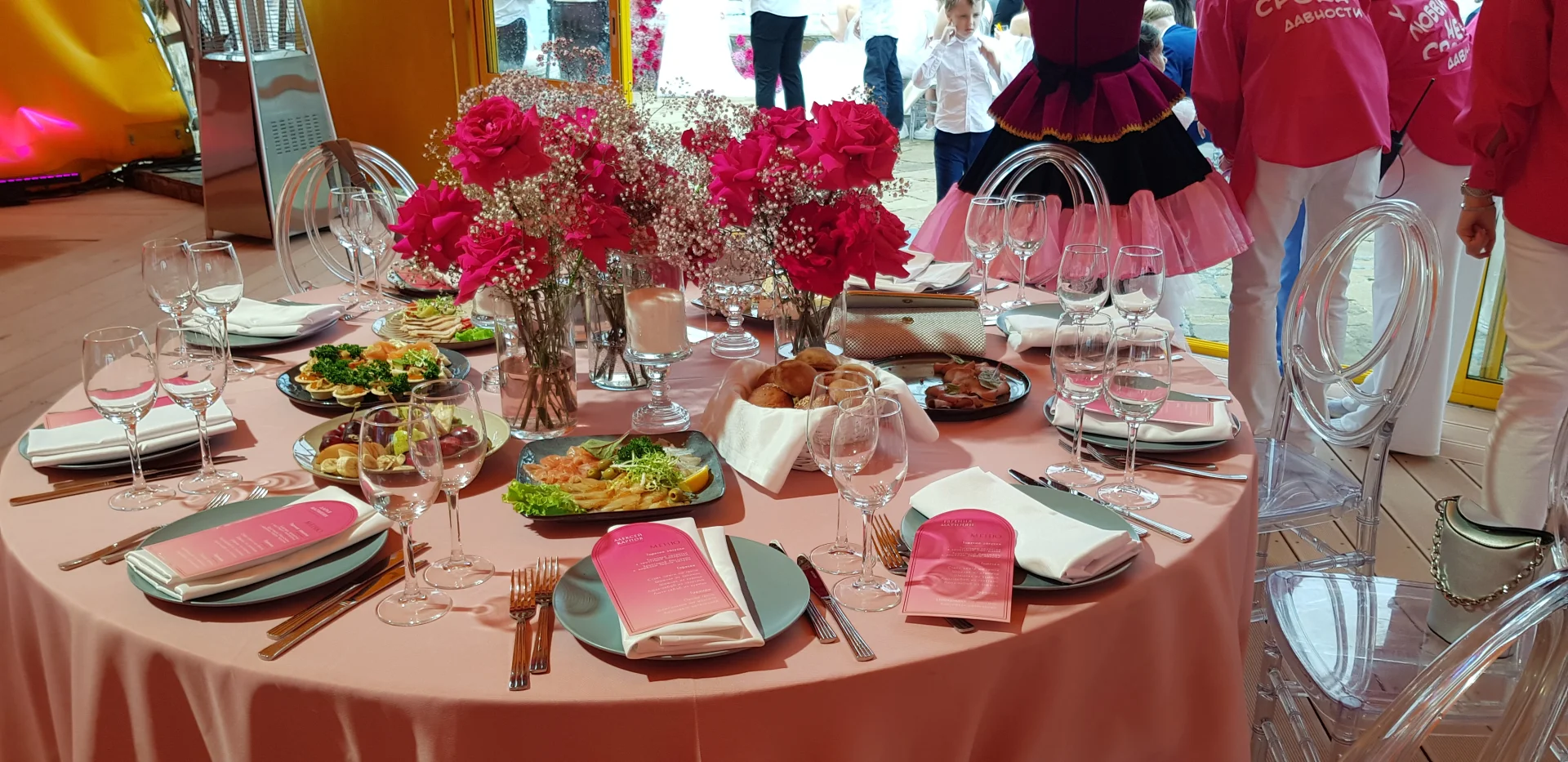 Большой шатер на воде до 250 человек в Московской области в РК «Малибу»