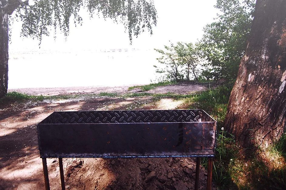 Маленькие беседки до 10 человек с мангалом (3 часа / 900 руб.)