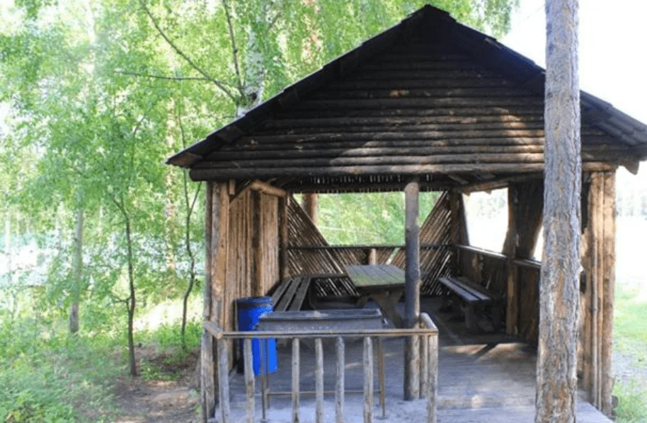 Летняя веранда для пикника с барбекю на природе до 10 человек — Спортивный комплекс «УКТУС»