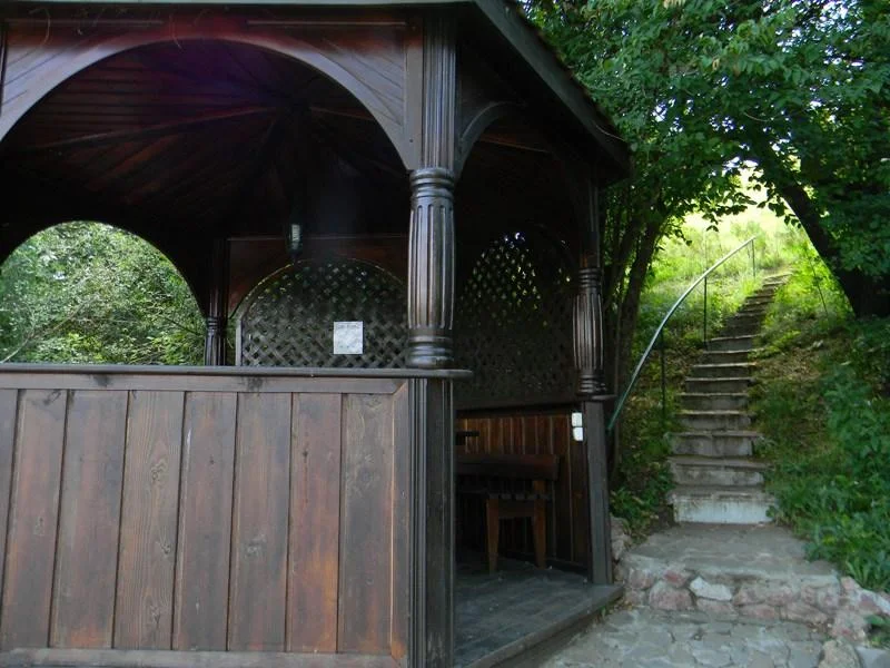 Мангальная беседка от 8 до 10 человек на Грушевом озере