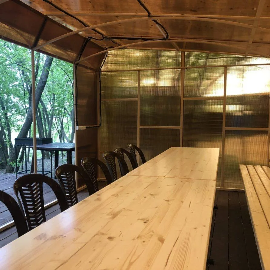 Снять большой Эллинг на 20 человек в парке «Печерские пески»