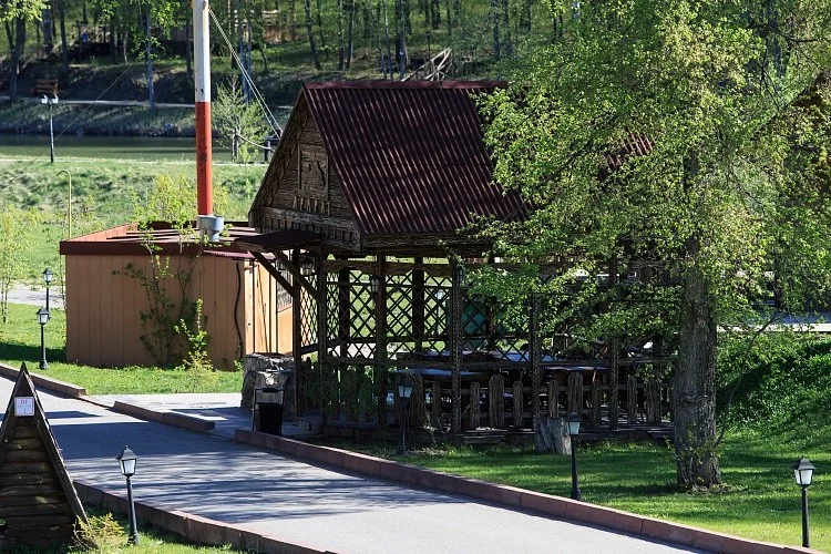 Снять беседку Арарат на 20 человек с мангалом РГК — Русская Охота