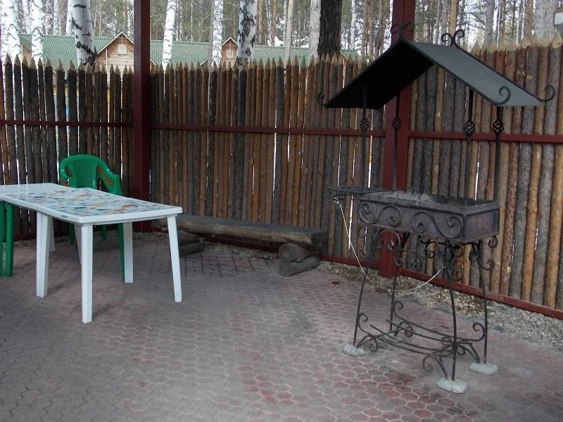 Аренда беседки на 10 человек вблизи реки Обь