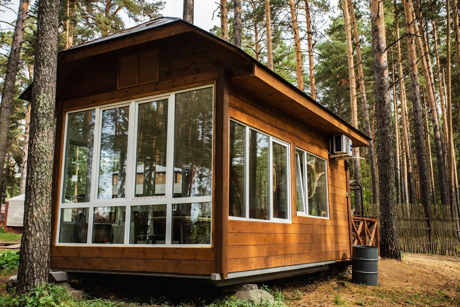 Беседка с мангалом на природе в лесу г.Томск — Комплекс отдыха «Академия»