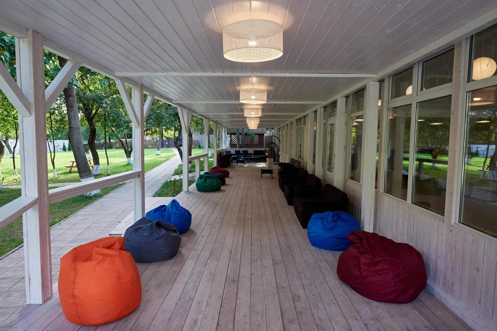 Банкетные залы для компаний от 10 до 500 человек на природе