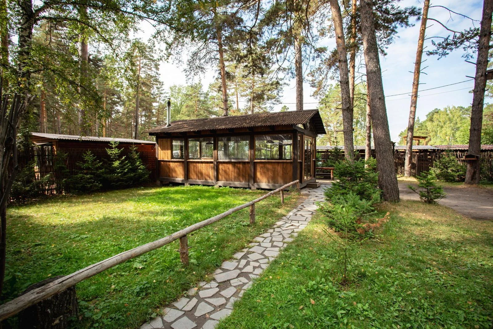 Летняя беседка на 25 человек в Томске — Комплекс отдыха «Академия»
