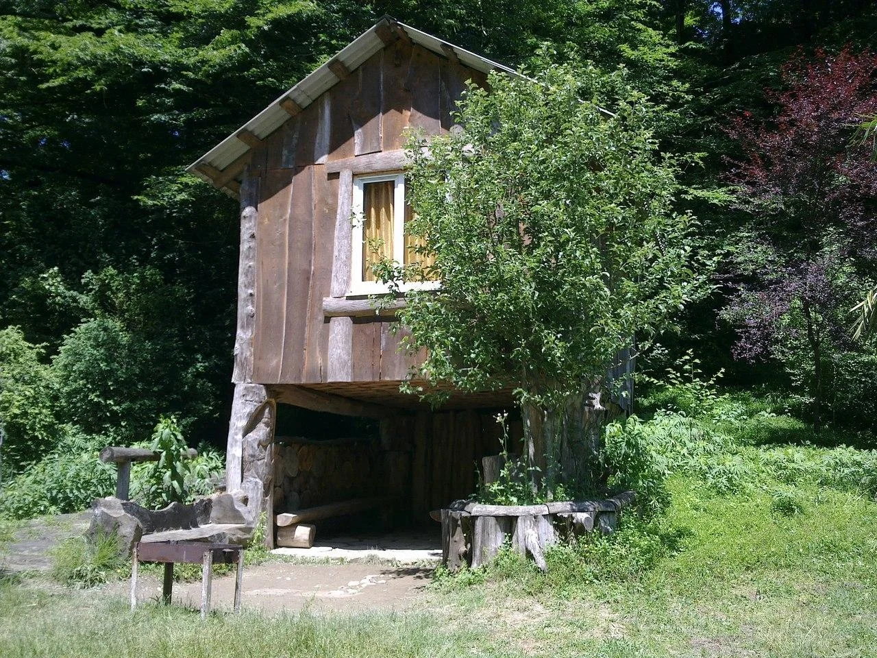 Беседки на базе отдыха «Дм Дм Бон» в аренду