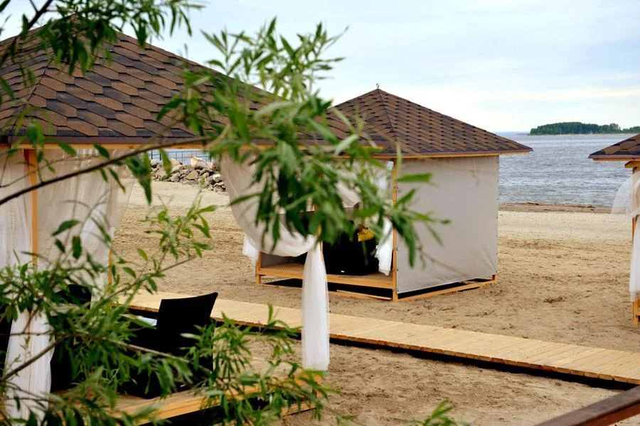 Пляжные беседки в парке отдыха «Звезда»