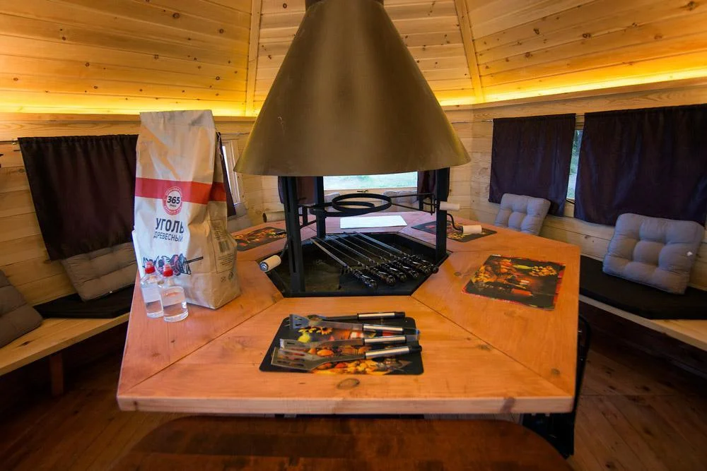 Гриль домик недалеко от Санкт-Петербурга, Ладога парк