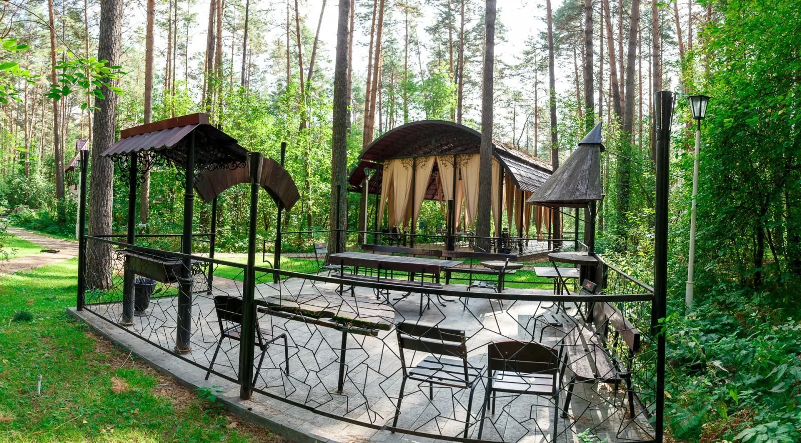 Мангальная зона для компании до 10 человек — Пансионат Былина (Бердск)