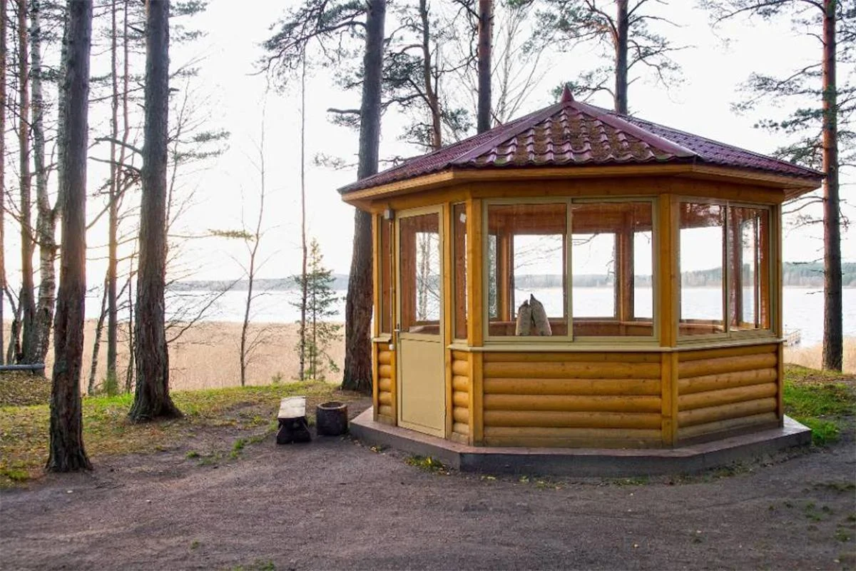 Загородный клуб «Дача» — аренда теплой беседки для отдыха зимой
