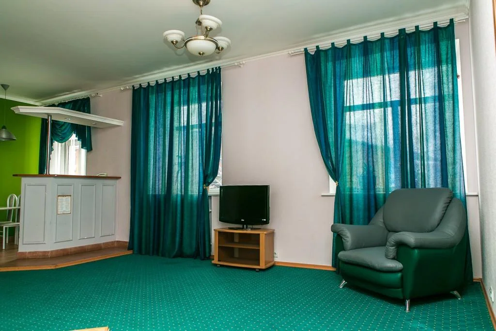 Беседки для пикника в горнолыжном комплексе “Авальман”