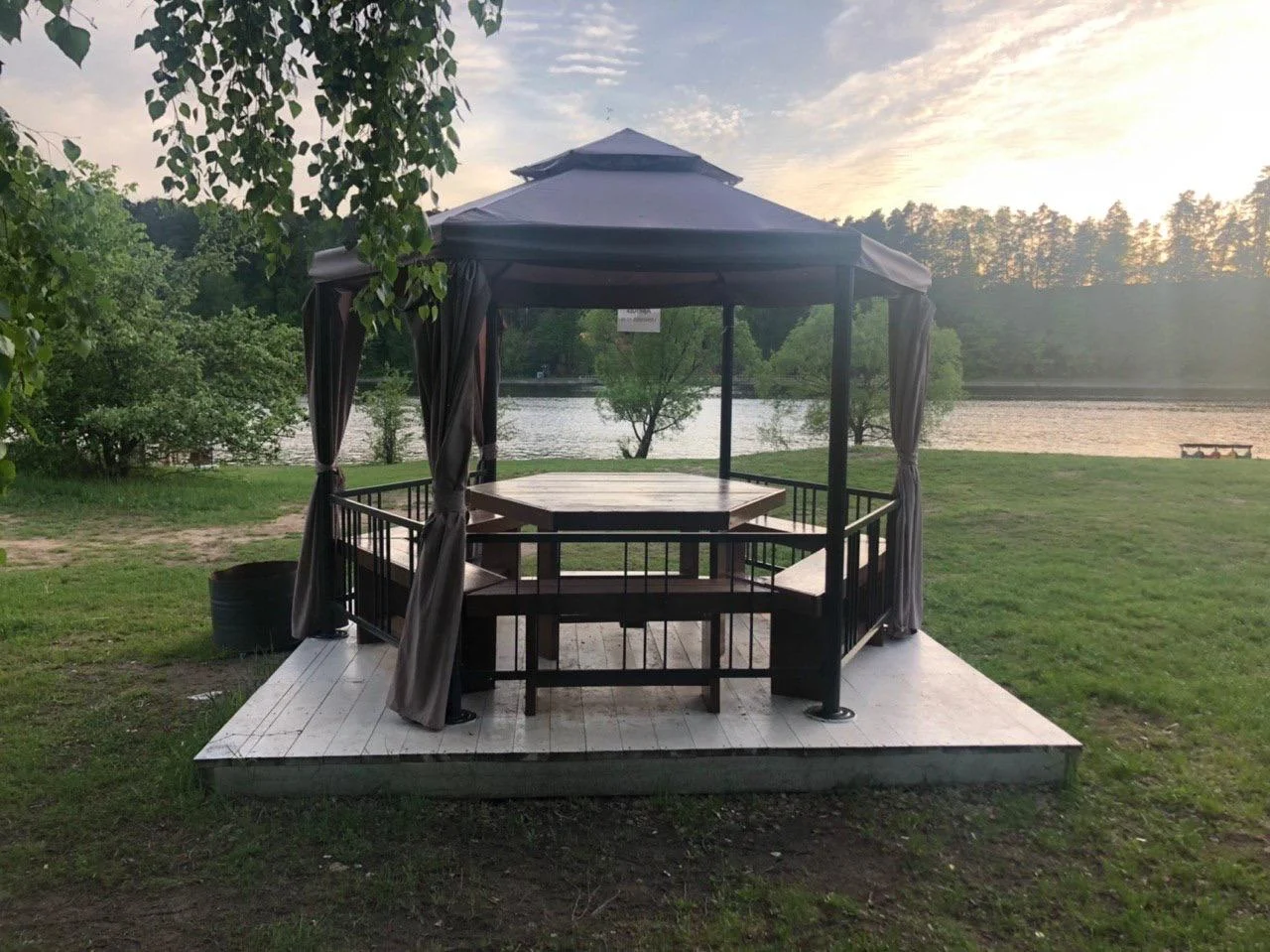 Беседка для шашлыка в Серебряном бору