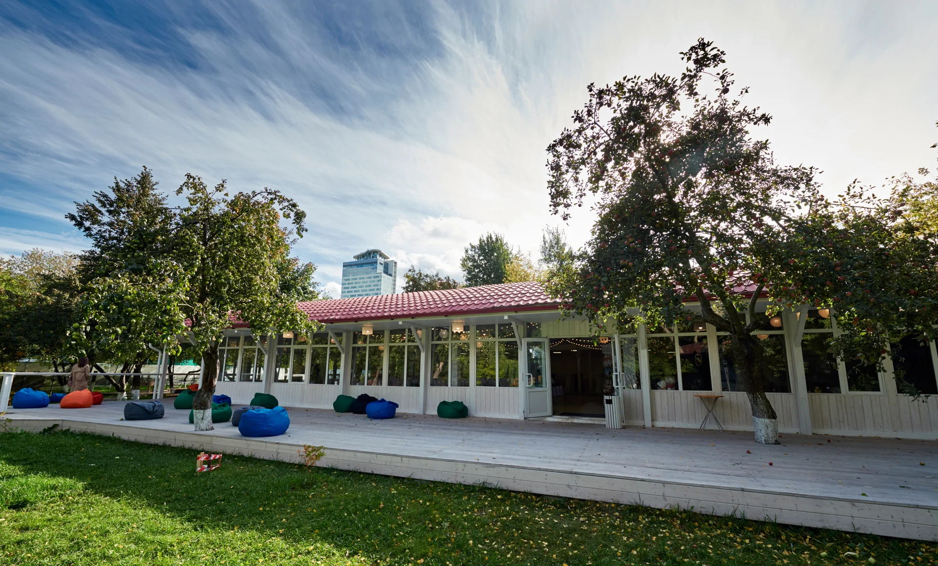 Банкетные залы для компаний от 10 до 500 человек на природе