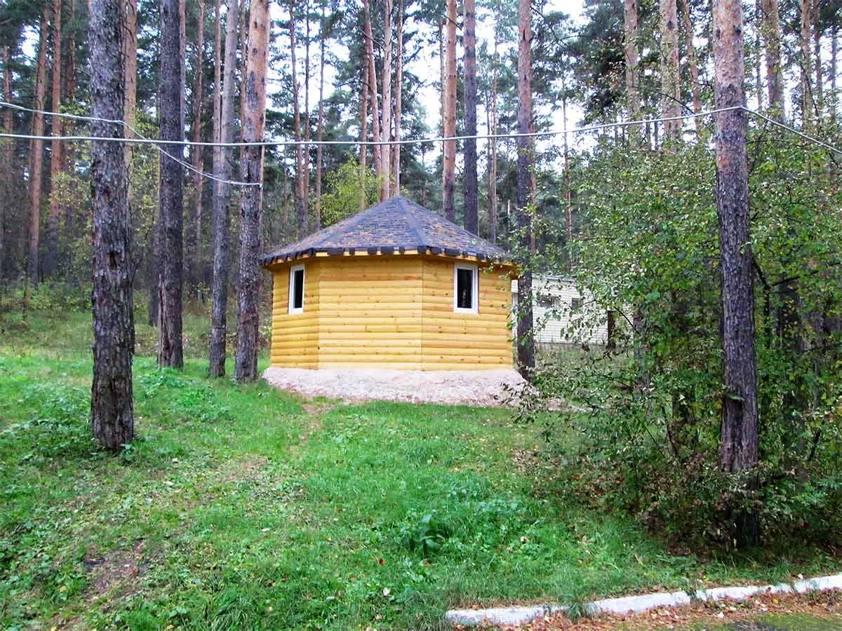 Аренда финского гриль домика и беседки на Спортивной базе в Екатеринбурге
