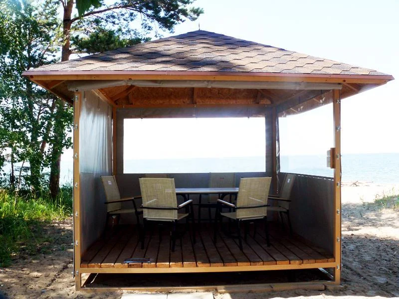 Пляжные беседки в парке отдыха «Звезда»