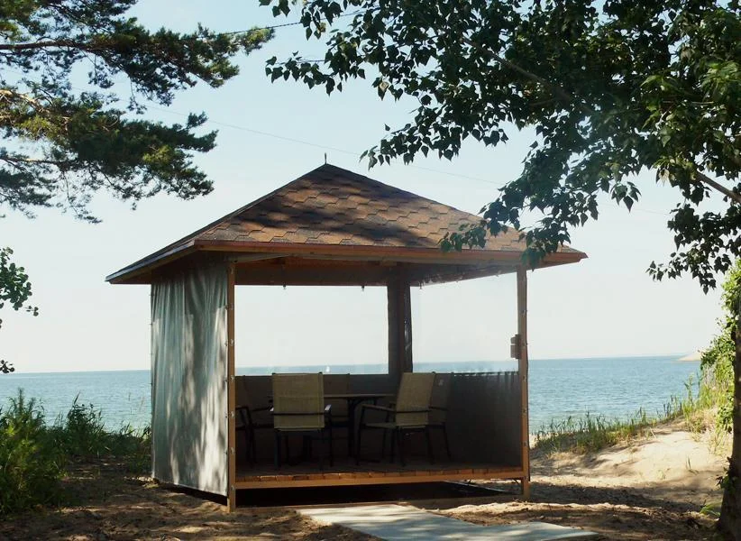 Пляжные беседки в парке отдыха «Звезда»
