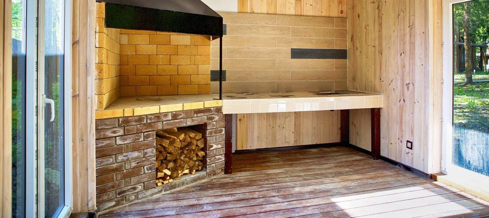 Беседка недалеко от Москвы на базе отдыха Босиком