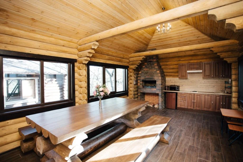 Аренда беседки «Premium» вместимостью до 15 человек в гостиничном комплексе «LogHouse»