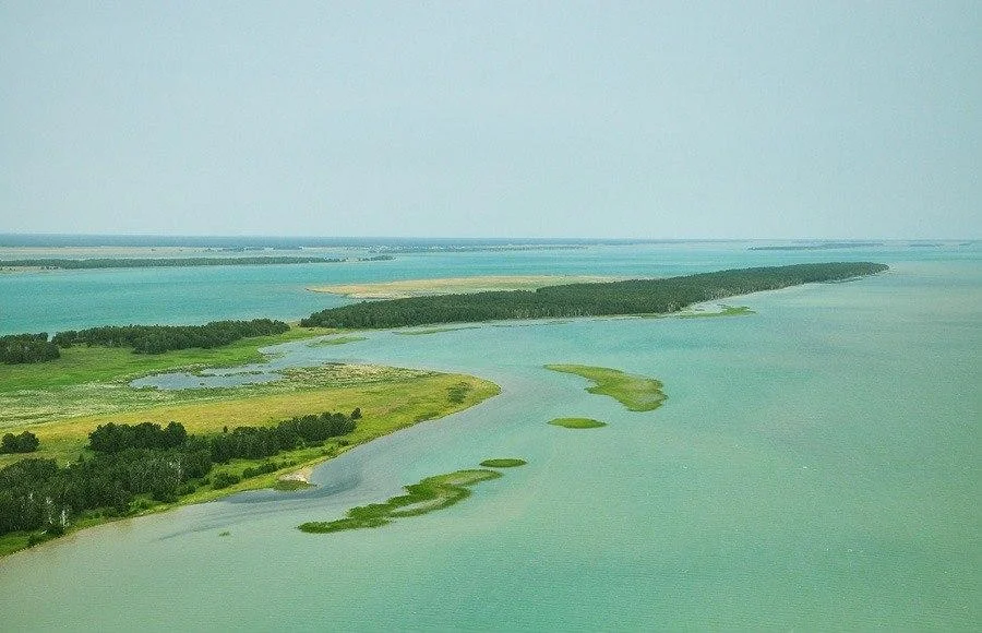 База отдыха Бухта Лазурная приглашает на шашлык в беседках