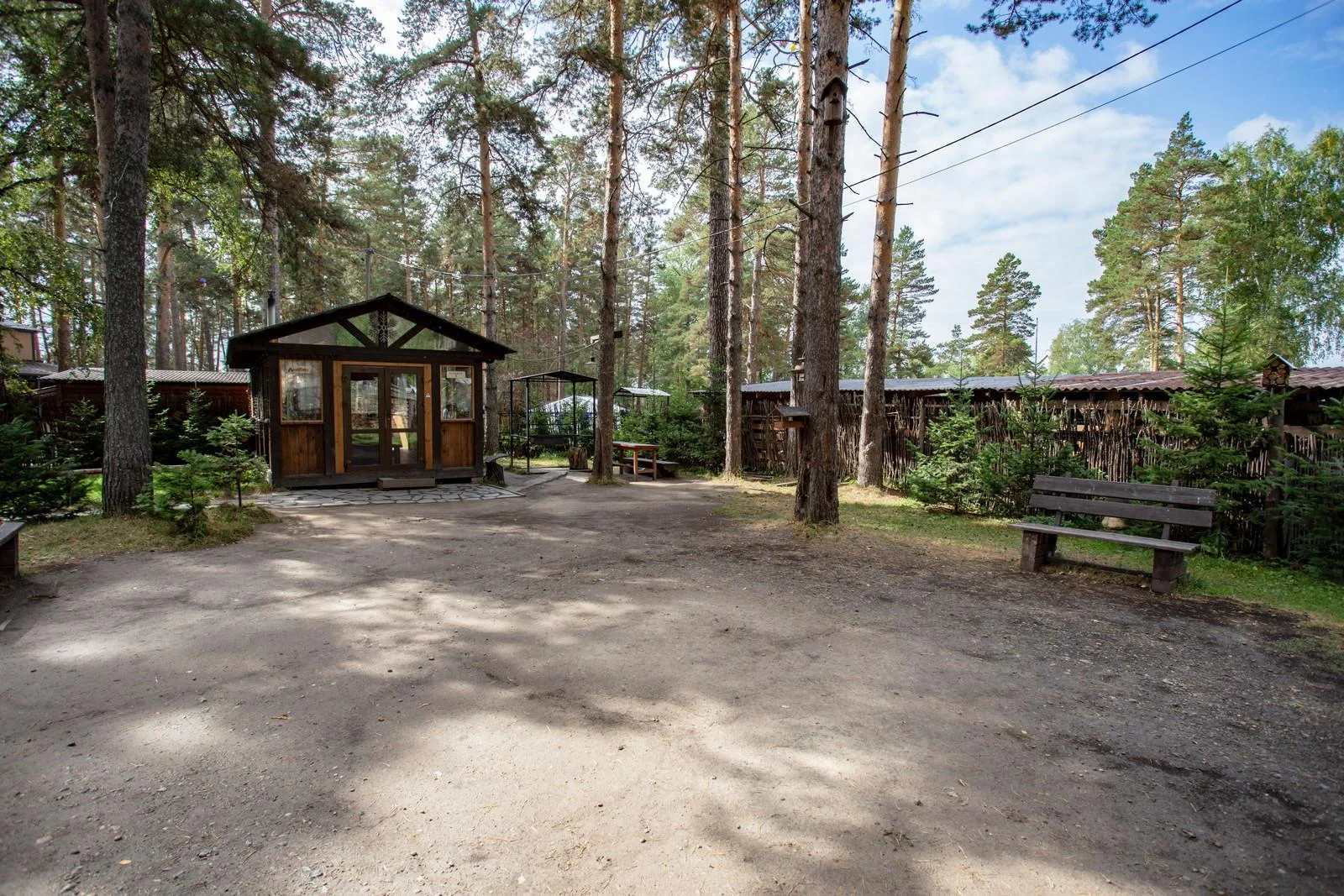 Летняя беседка на 25 человек в Томске — Комплекс отдыха «Академия»