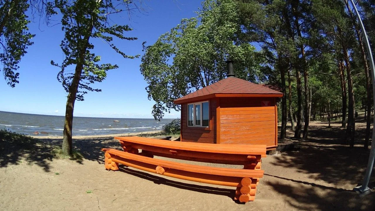 Гриль-домики на компанию до 10 человек на берегу Финского залива