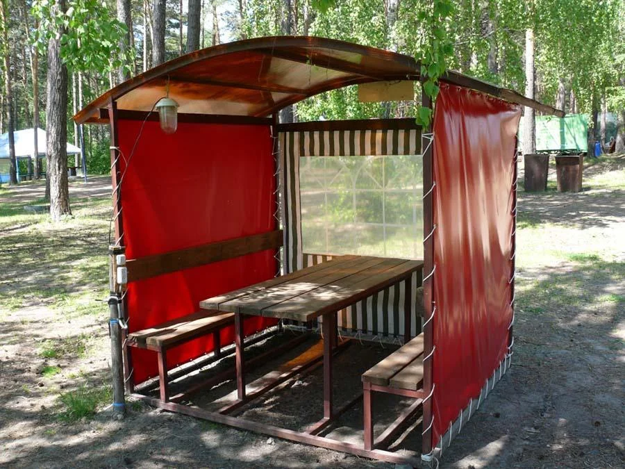 Маленькие беседки до 15 человек на базе отдыха «Азимут-Н»