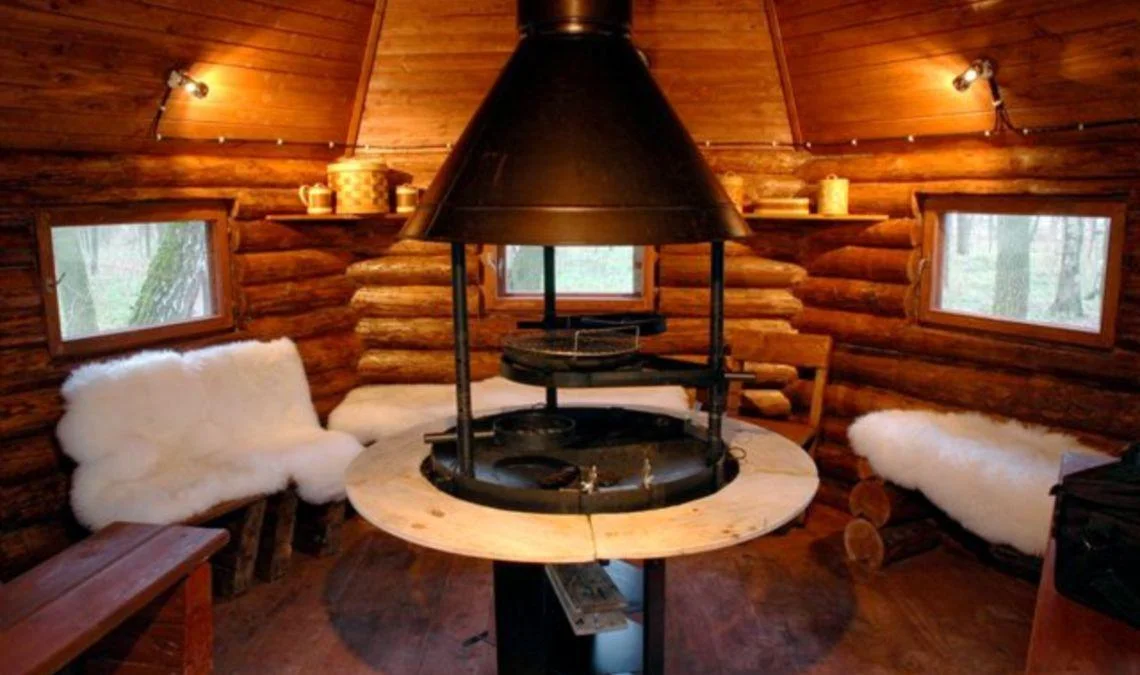 Теплые беседки для отдыха в отеле Фореста Фестиваль Парк