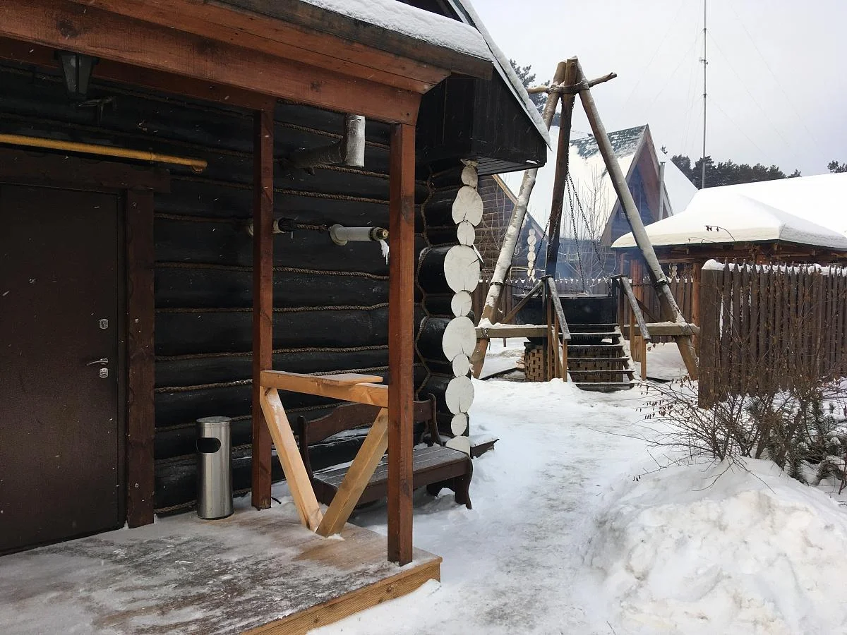 Отапливаемая Беседка в «Трех Богатырях»