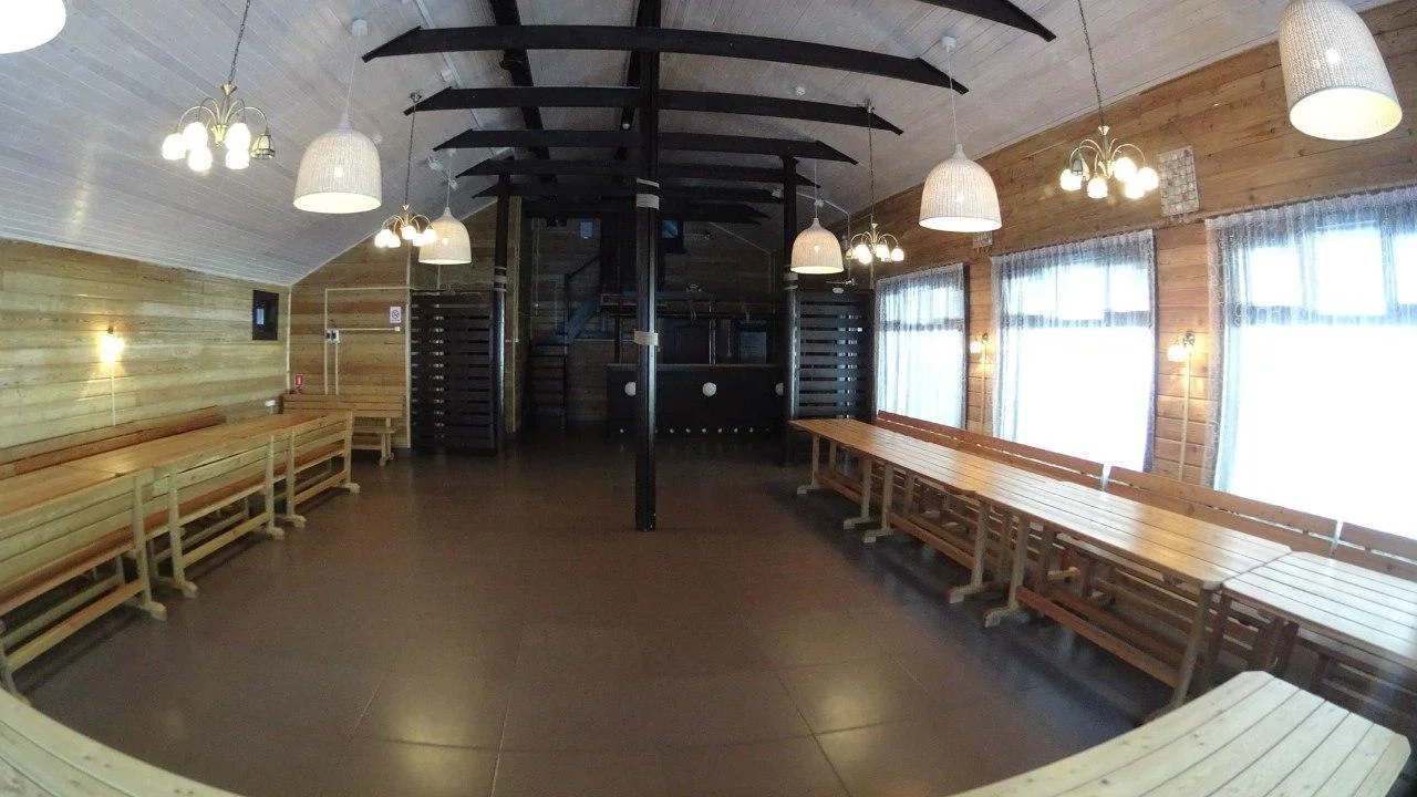 Банкетный зал на 60 персон площадью 300 кв.м на берегу Финского залива