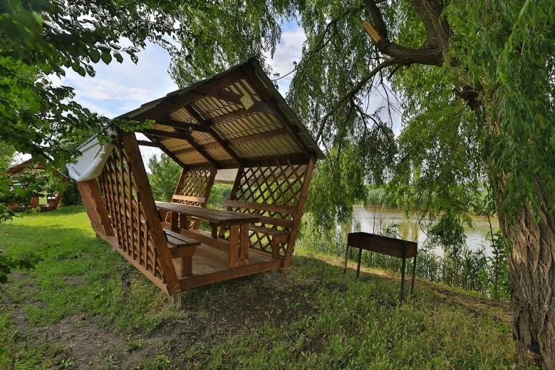 Аренда беседок на 12-25 человек в Екатерининской усадьбе