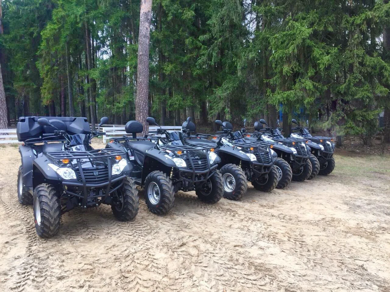 Беседка у воды вместимостью до 25 человек